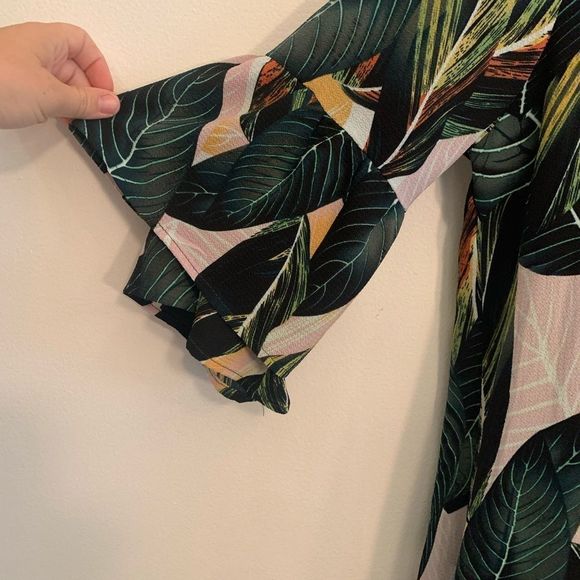 [Belongsci] Tropical Leaf Print Dress - Size Small - Picture 3 of 4